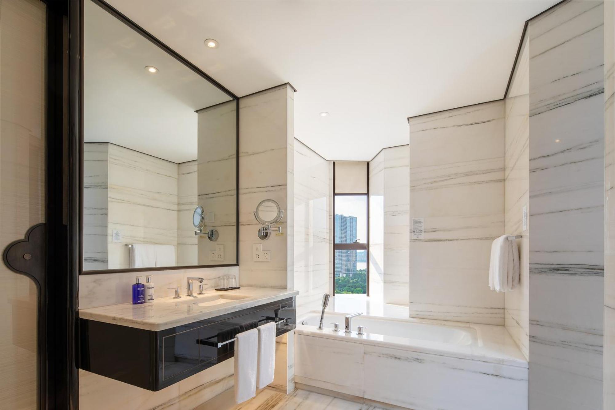 Voco - Hangzhou Binjiang Minghao By Ihg Exterior photo
